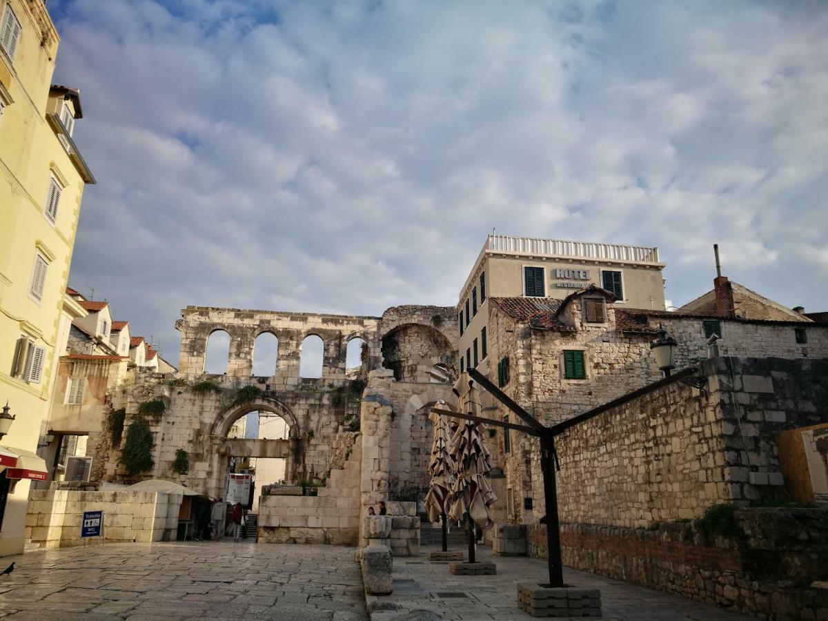 Studio Sfinga In The Heart Of Diocletian'S Palace Сплит Экстерьер фото